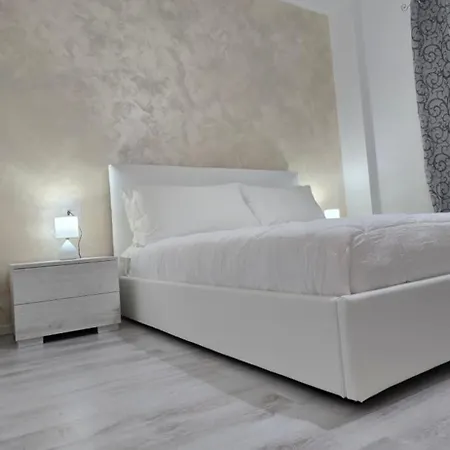 Like At * גיארדיני נאקסוס