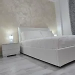 Like At * Giardini-Naxos