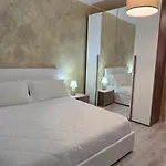 Like At Apartament *