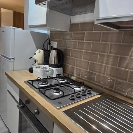 Apartment Like At *