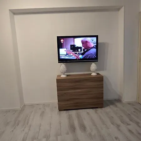 Like At Apartament Giardini-Naxos