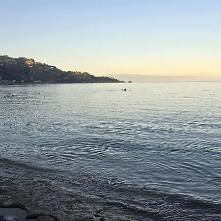 Like At * Giardini Naxos